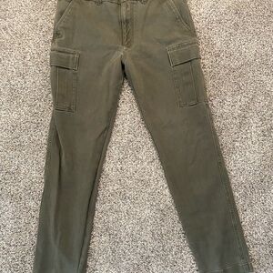 Banana Republic Men's Olive Cargo Pants 30x32 great condition